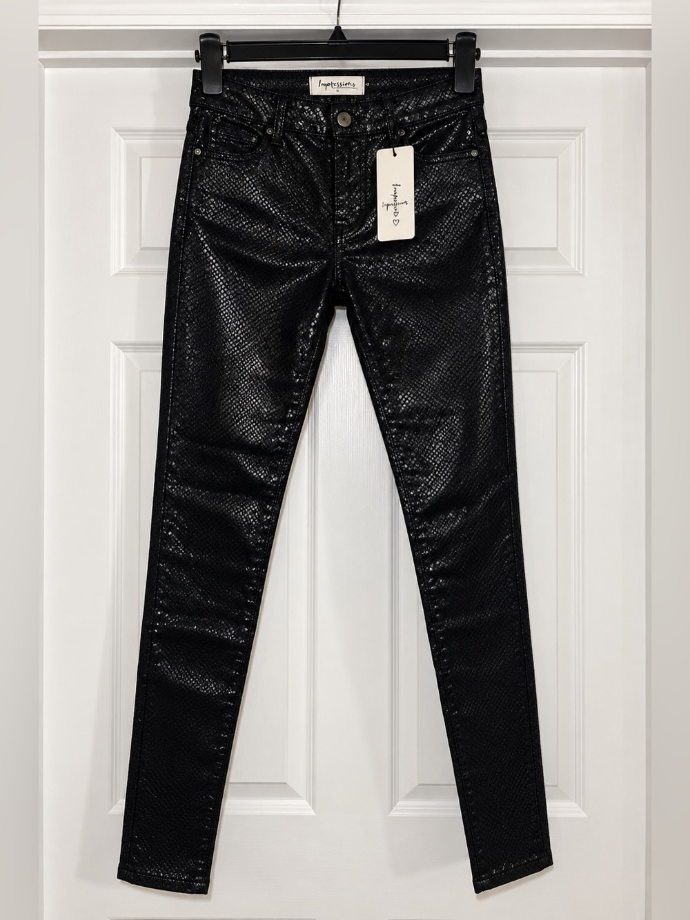 New with Tags Impressions Boutique black snakeprint pants XS